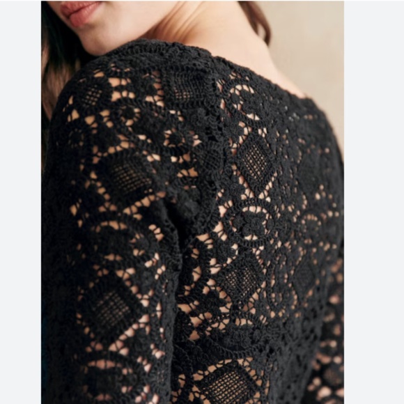 Sezane Alvere Blouse in Black 2 (FR 34) NWOT - Picture 2 of 10